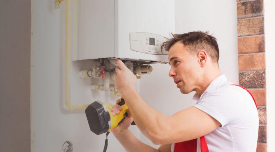 Expert burst pipe repair services in Shawnee, WY